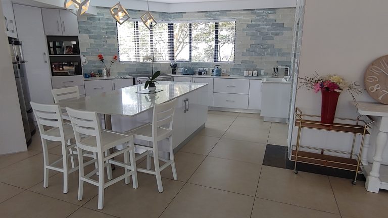 Solution Info HDR : EV(0,3,-7), FC : (0), FC : (0,3,-7)