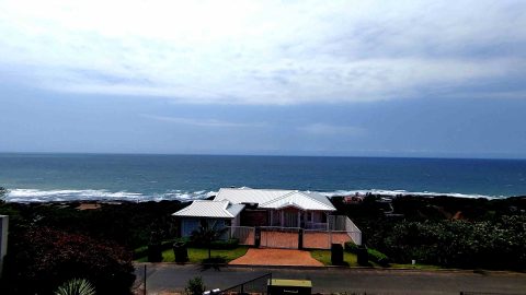 The Eagles Nest self-catering accommodation in Zinkwazi Beach