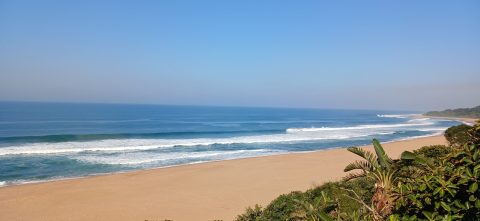 Hidden Heights Beach House, self-catering holiday home on the beachfront in Zinkwazi Beach – photo 1