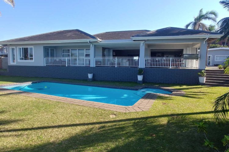 11 Glen Drive self-catering accommodation in Zinkwazi Beach