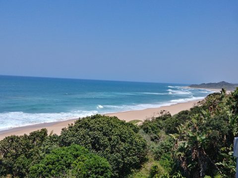 Dolphin View self-catering accommodation in Zinkwazi Beach