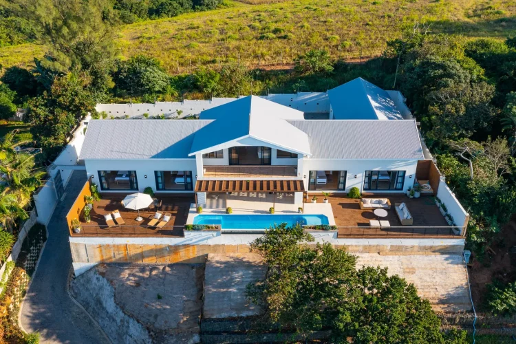 Panorama House, self-catering holiday home two roads back from the beach in Zinkwazi Beach – photo 3