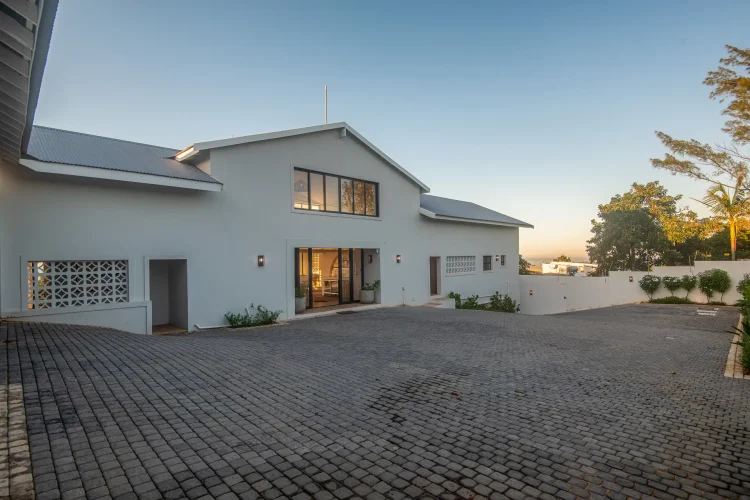 Panorama House, self-catering holiday home two roads back from the beach in Zinkwazi Beach – photo 46