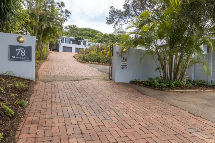 The Griffins, self-catering holiday home across the road from Main Beach in Zinkwazi Beach – photo 35